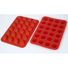 Calor resistente a la cocina Bakeware Alimentos Grado Silicona Mini muffin cacerolas con 24 agujeros